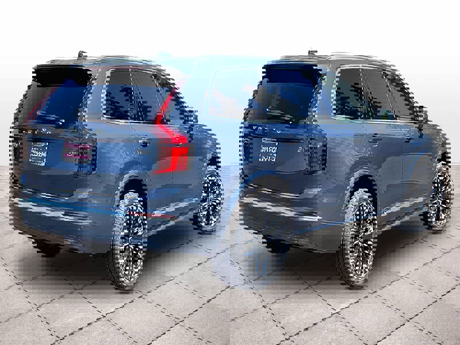 New 2026 Volvo XC90 B6 Plus w/ Protection Package Premier image 4