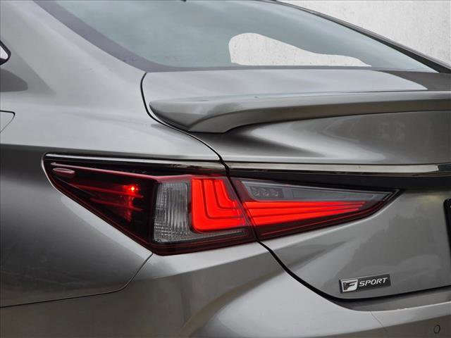 Used 2021 Lexus ES 350 F Sport w/ Accessory Package 2 FWD image 9