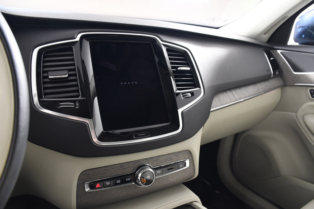 Used 2023 Volvo XC90 B5 Plus w/ Protection Package AWD/4WD image 32