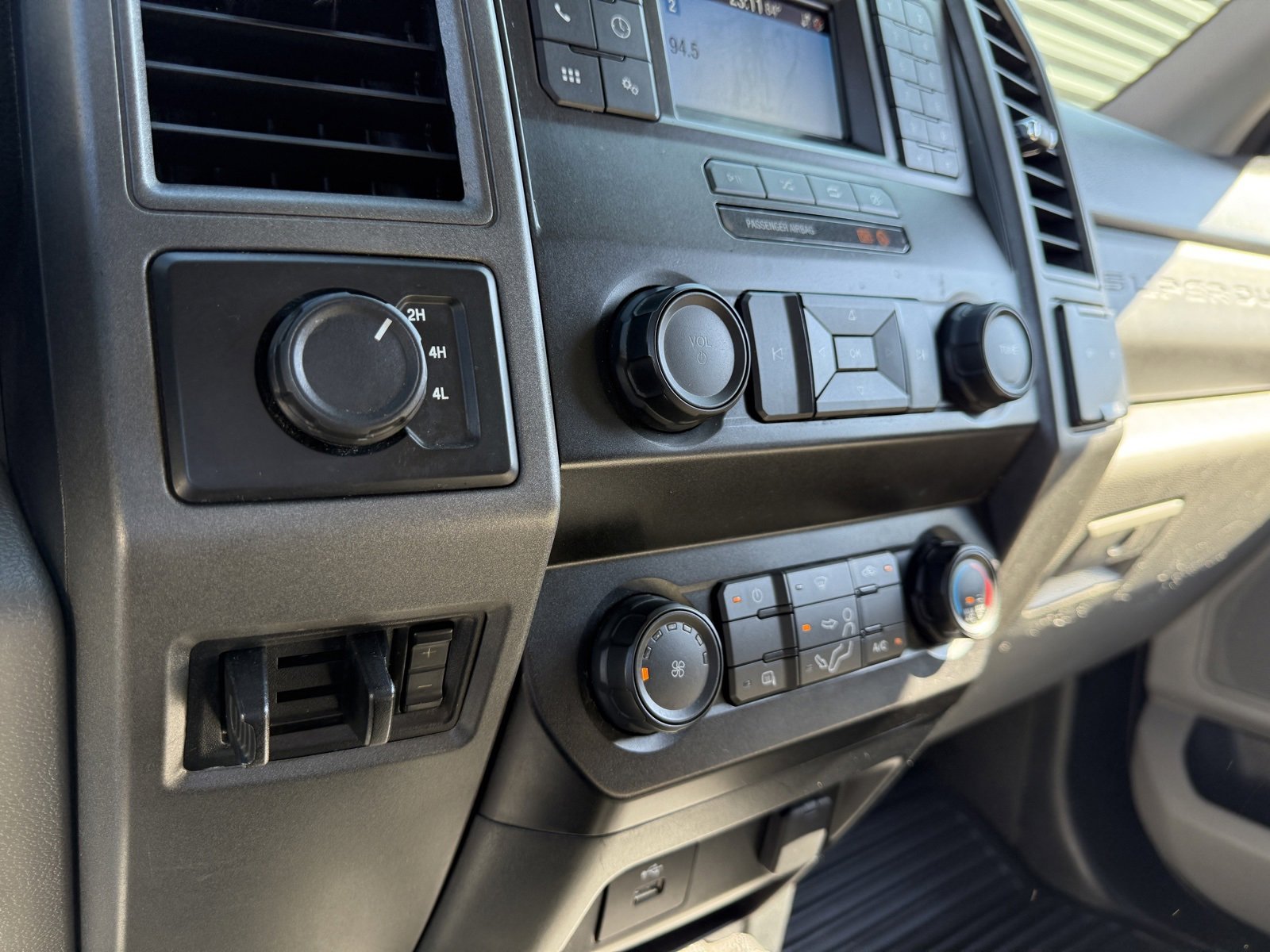 Used 2021 Ford F350 XL w/ Power Equipment Group image 20