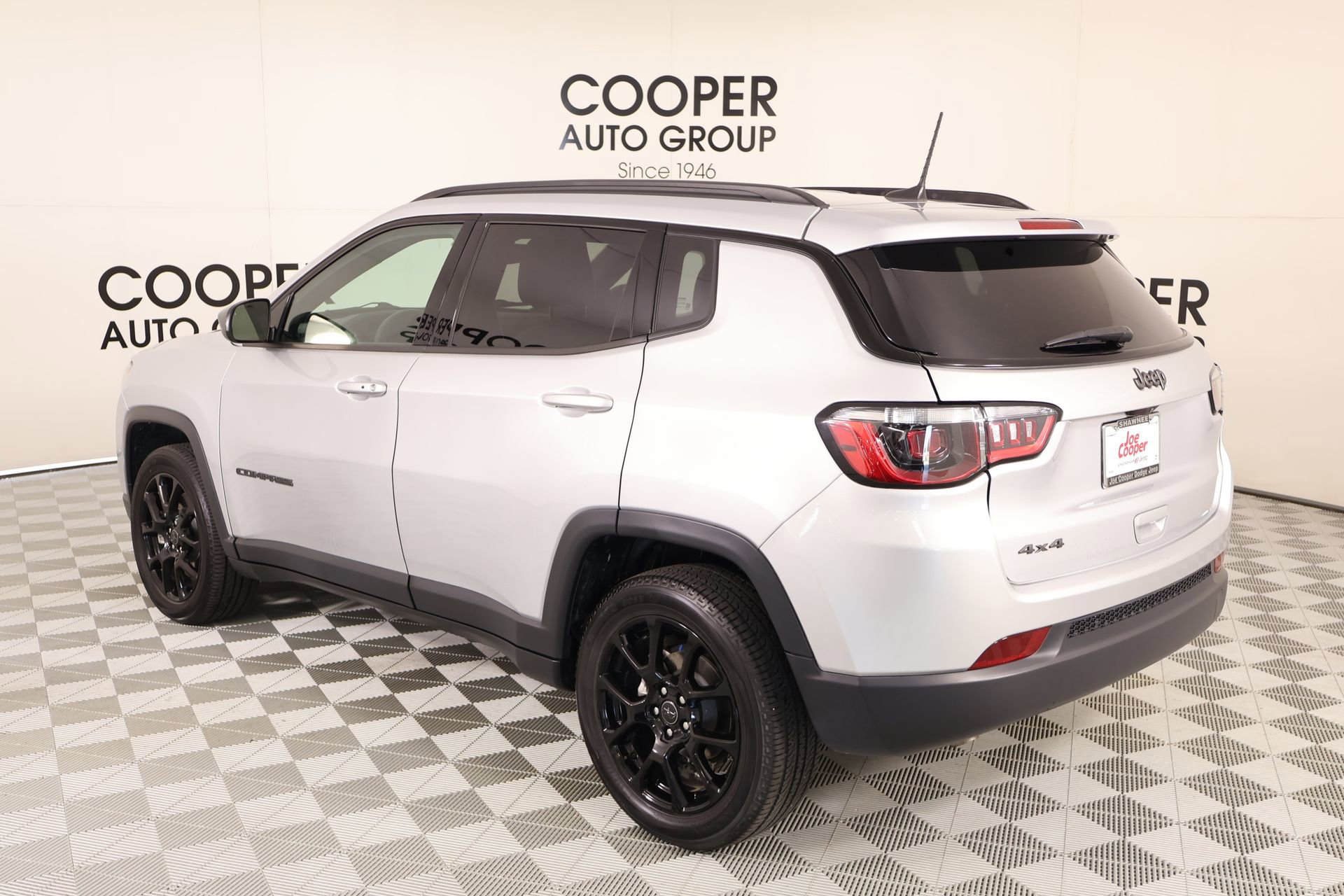 Used 2025 Jeep Compass Latitude w/ Altitude Special Edition AWD/4WD image 22