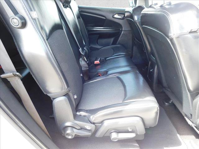 Used 2017 Dodge Journey Crossroad FWD image 27