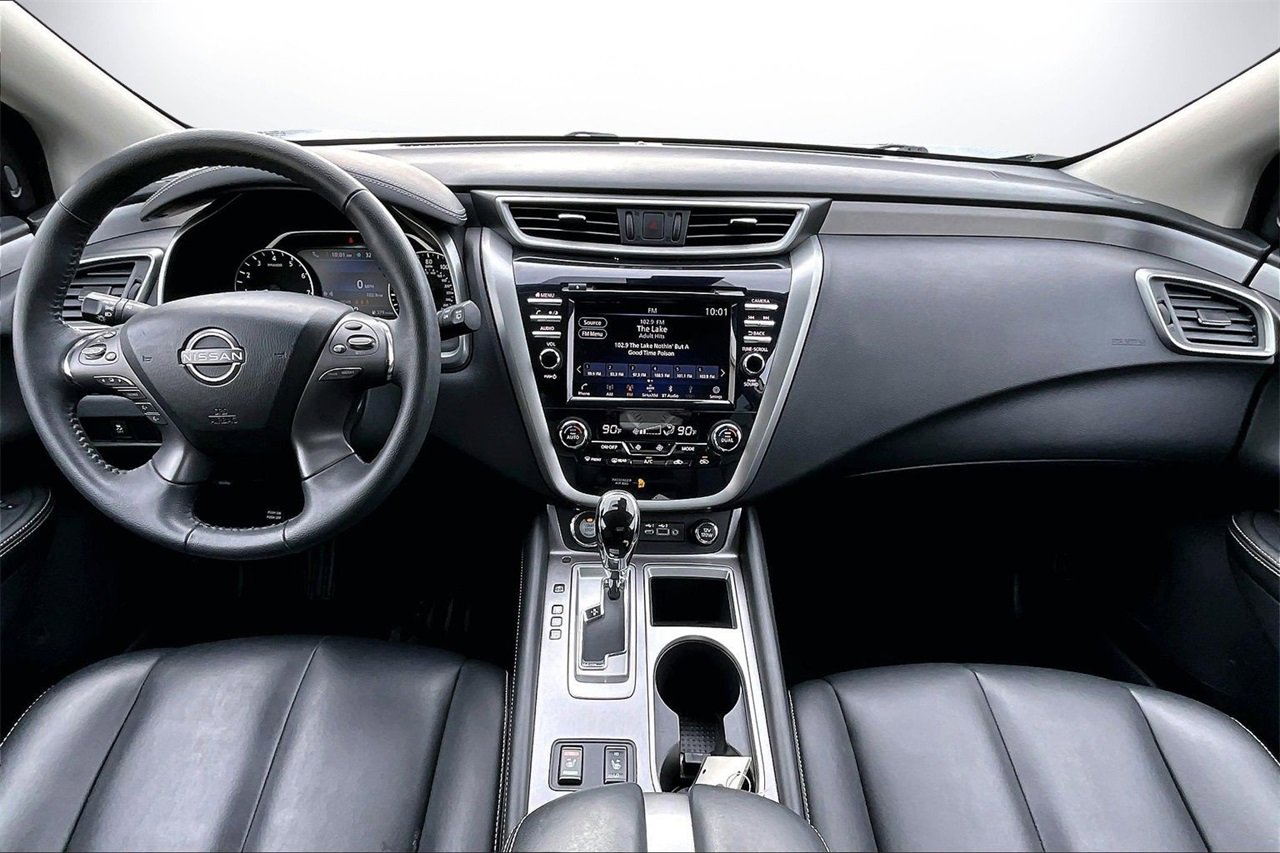 Used 2023 Nissan Murano SV w/ Cargo Package image 14