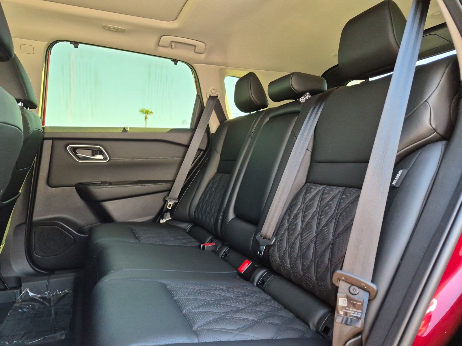 New 2026 Nissan Rogue Platinum AWD/4WD image 11