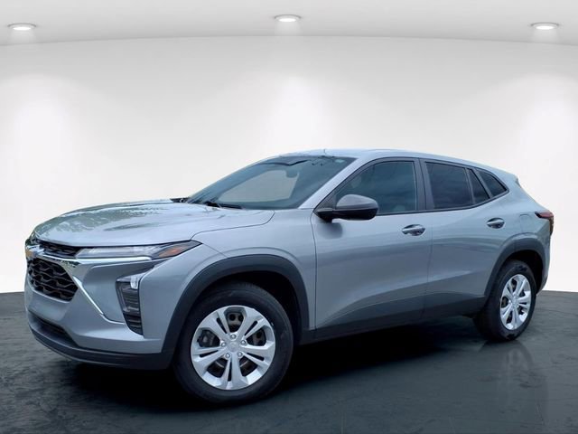 Used 2024 Chevrolet Trax LS FWD video 2