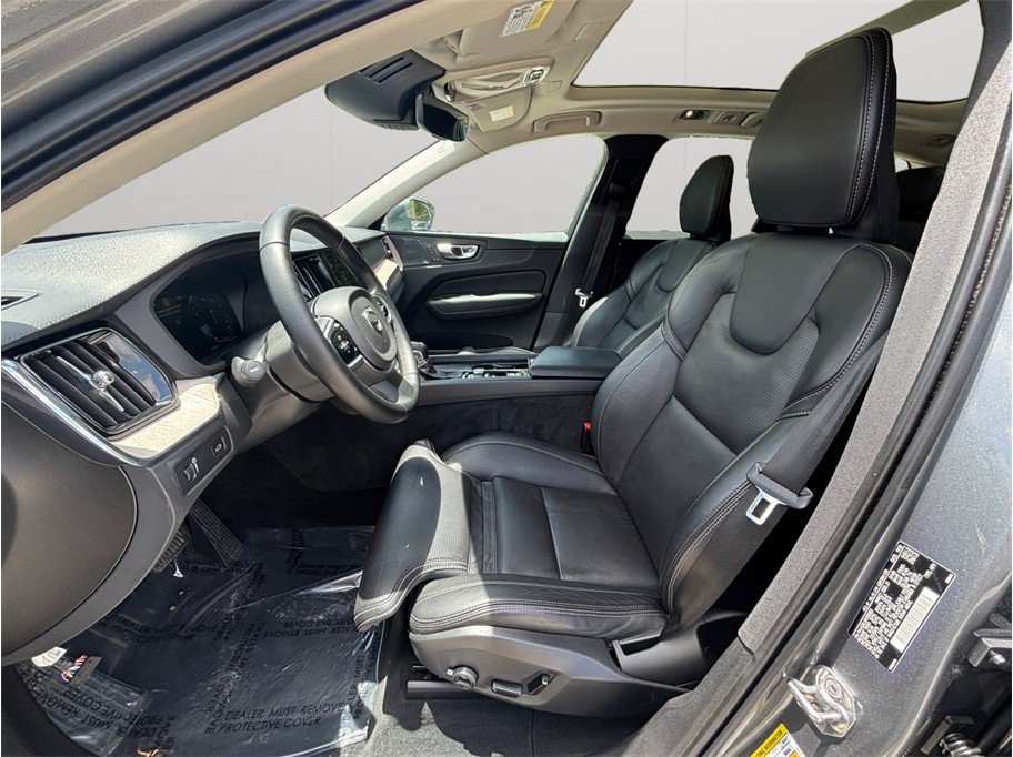 Used 2021 Volvo XC60 T6 Inscription AWD/4WD image 2