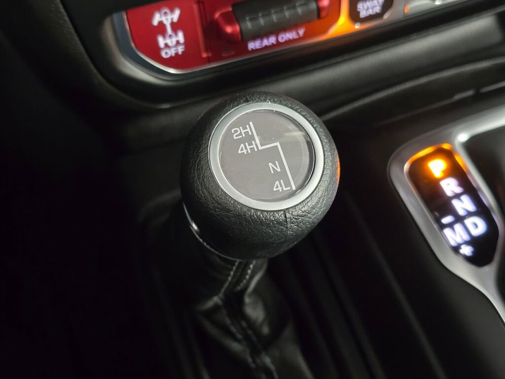 New 2026 Jeep Wrangler Unlimited Rubicon w/ Steel Bumper Group image 29