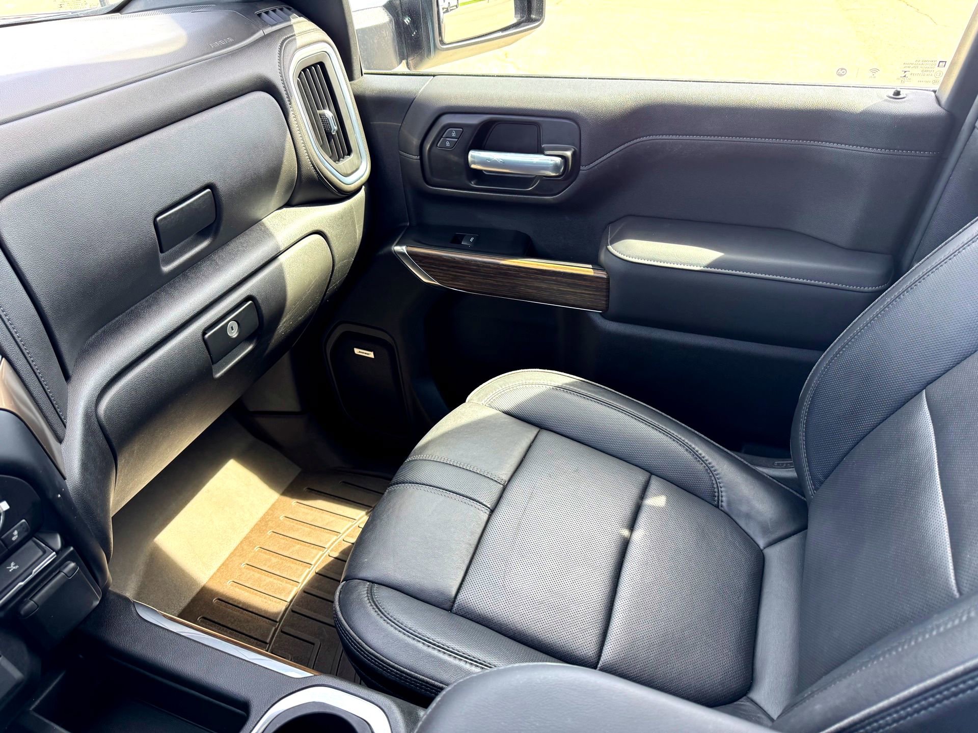 Used 2022 Chevrolet Silverado 3500 High Country w/ Technology Package image 34