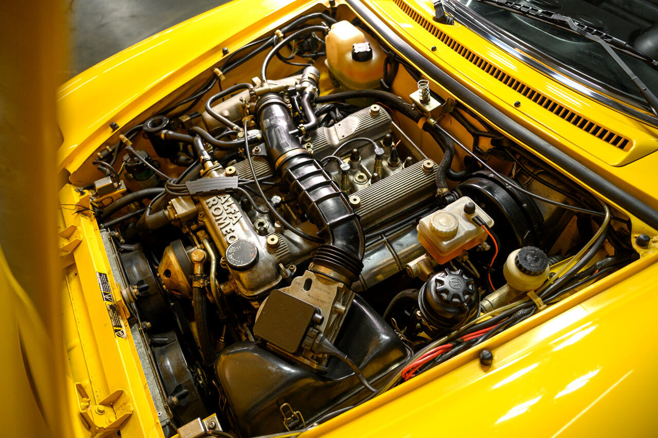 Used 1992 Alfa Romeo Spider Veloce image 9