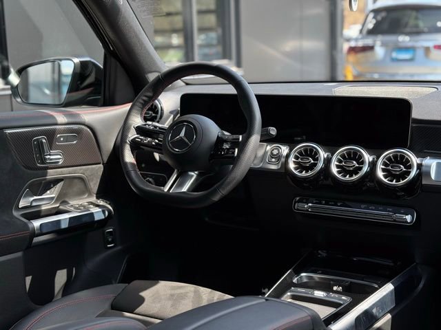 Used 2026 Mercedes-Benz GLB 250 4MATIC image 56