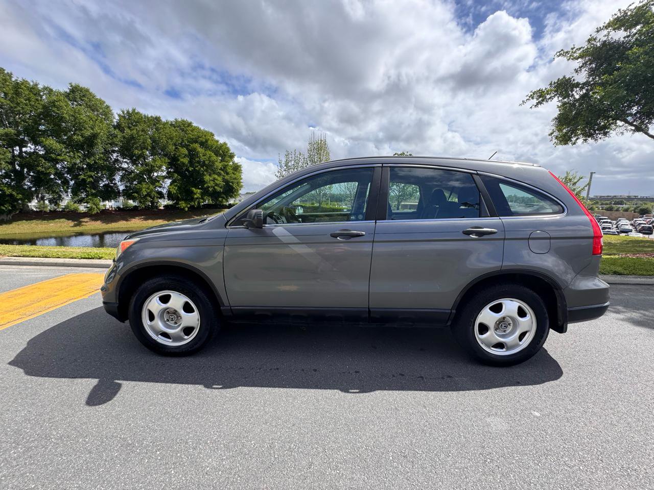 Used 2011 Honda CR-V LX image 8
