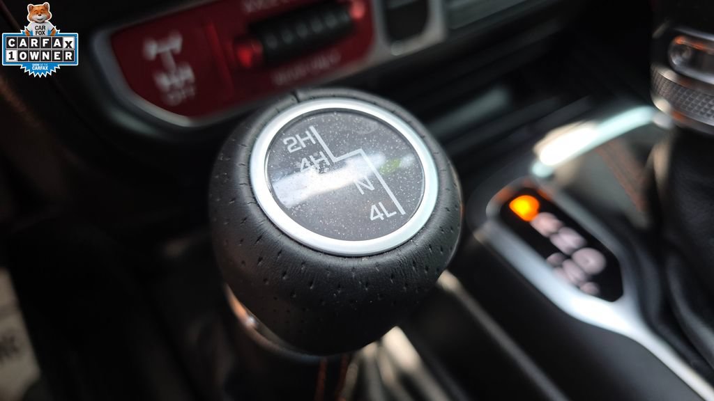 Used 2023 Jeep Gladiator Mojave w/ Cold Weather Group AWD/4WD image 36