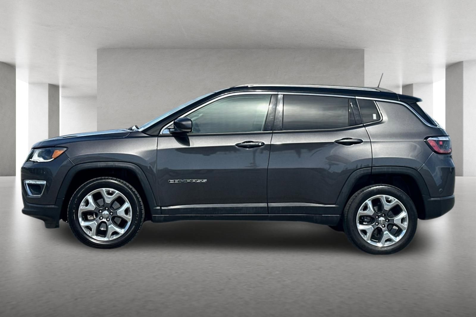 Used 2019 Jeep Compass Limited w/ Advanced Safety Group AWD/4WD image 7