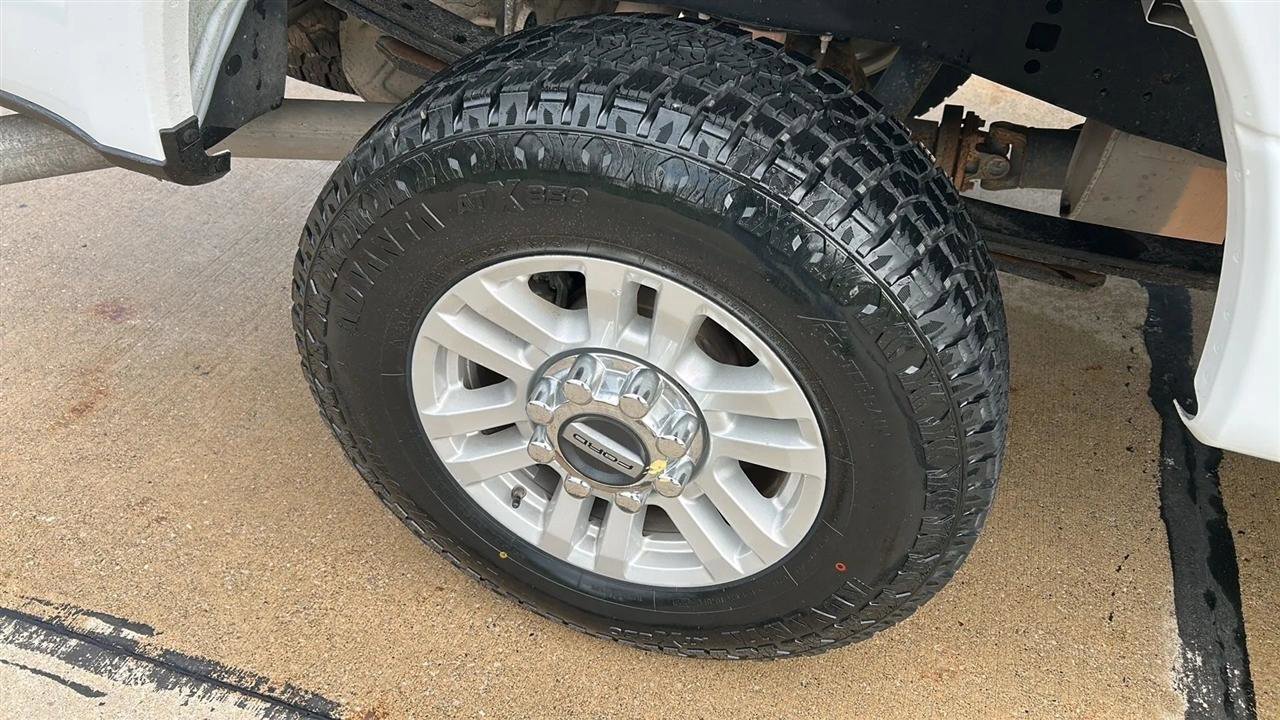 Used 2018 Ford F250 XLT w/ XLT Value Package image 6