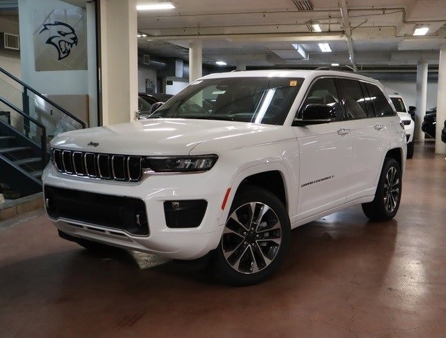 New 2023 Jeep Grand Cherokee Overland w/ Adv Protech Group III