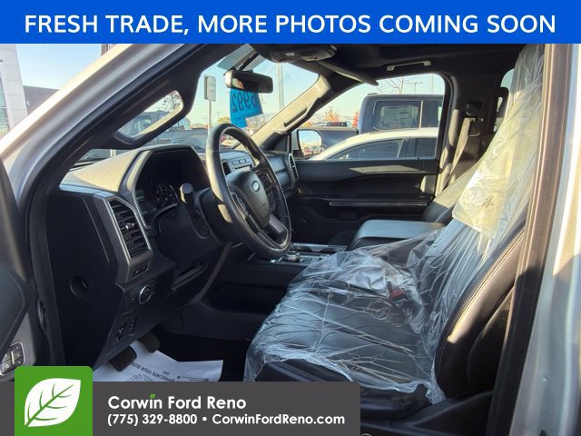 Used 2018 Ford Expedition Max XLT w/ Equipment Group 202A AWD/4WD image 10
