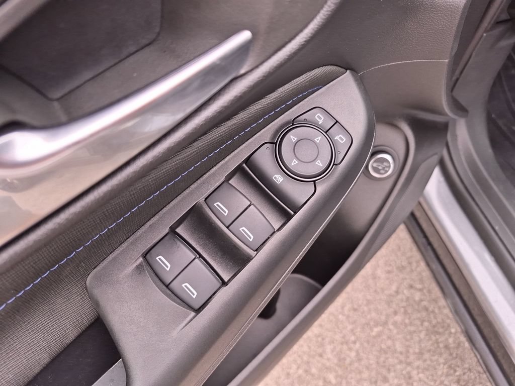 New 2026 Buick Envista Sport Touring w/ Convenience II Package FWD image 20