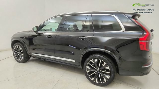 Used 2026 Volvo XC90 B5 Plus w/ Protection Package AWD/4WD image 24
