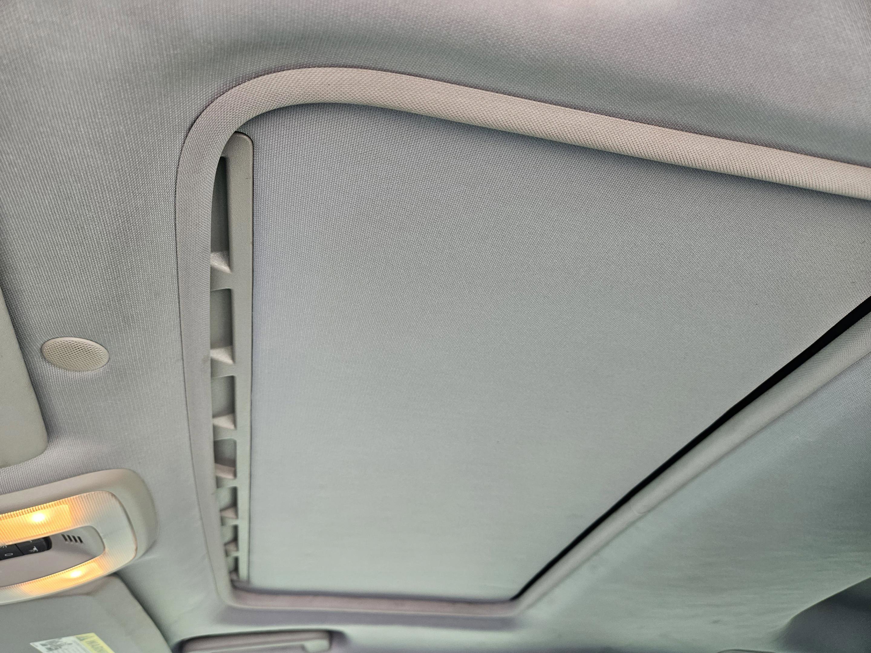 Used 2010 Volvo C30 image 31