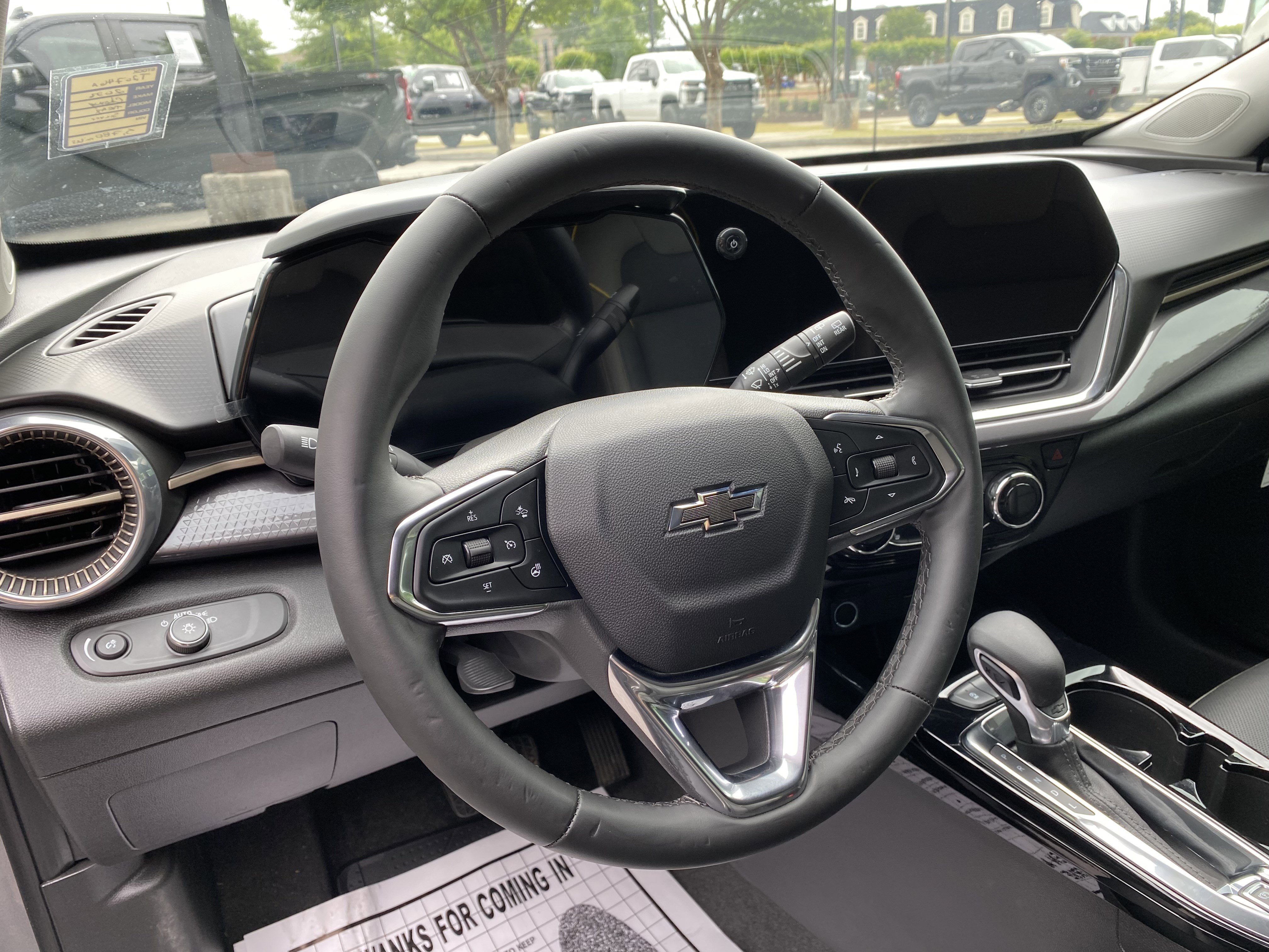 Used 2026 Chevrolet Trax ACTIV FWD image 17
