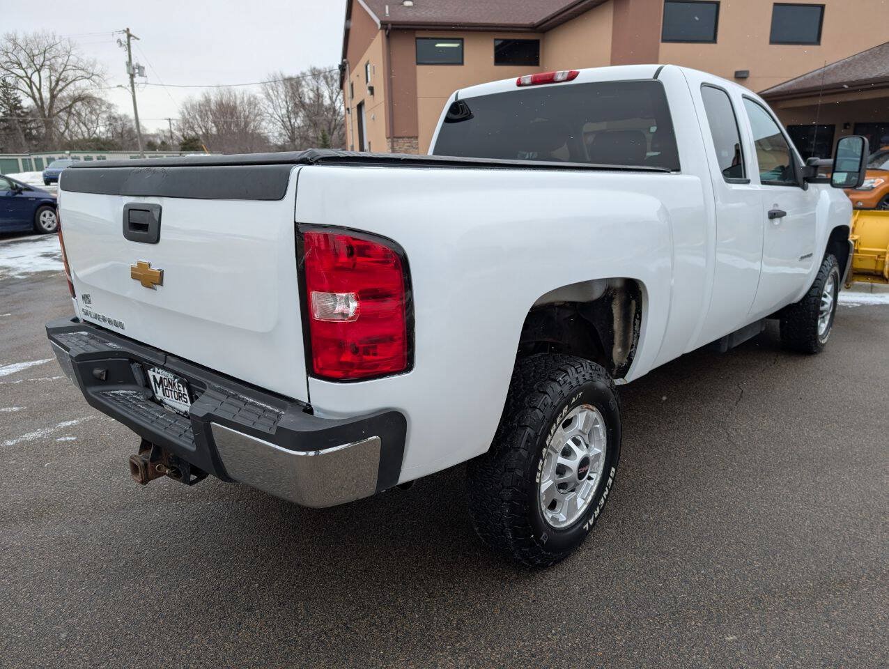 Used 2013 Chevrolet Silverado 2500 W/T w/ Snow Plow Prep Package AWD/4WD image 10