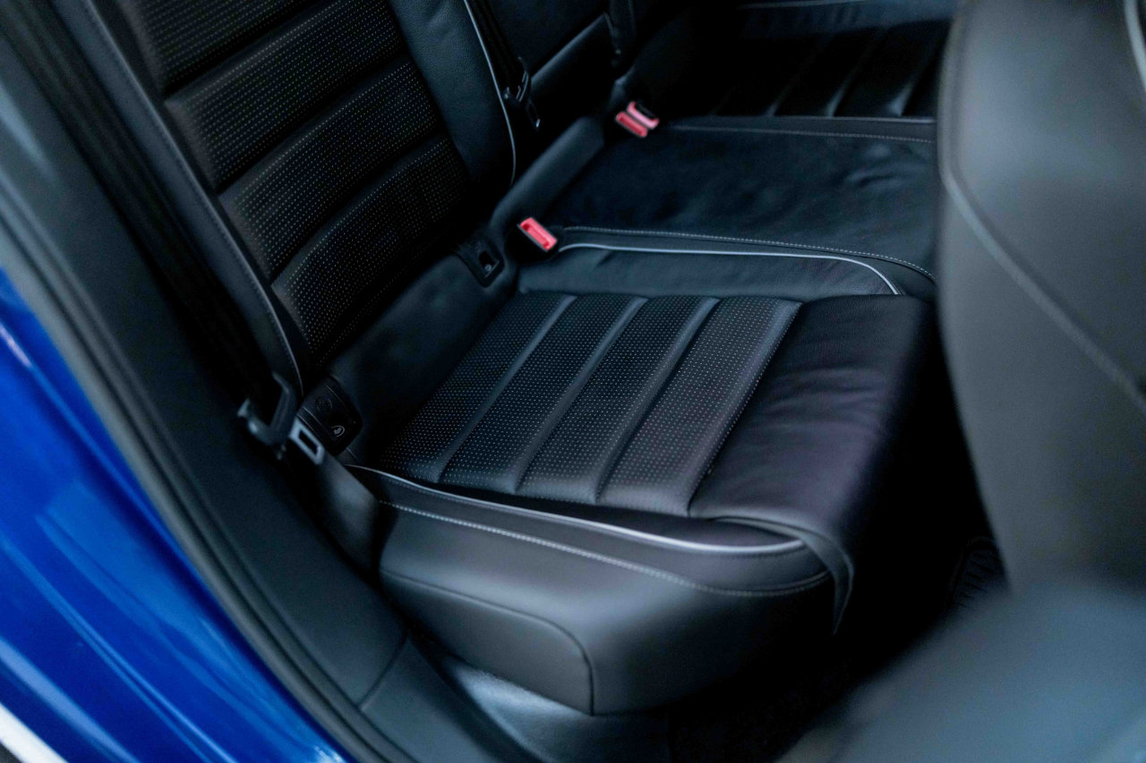 Used 2018 Volkswagen Golf R DCS and Navigation 7A image 75