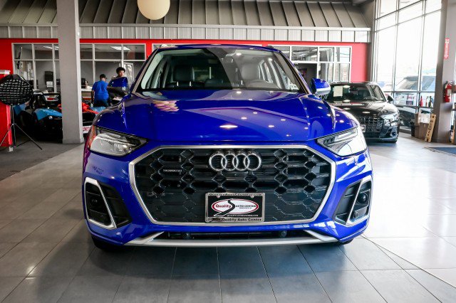 Used 2024 Audi Q5 e Premium Plus image 2