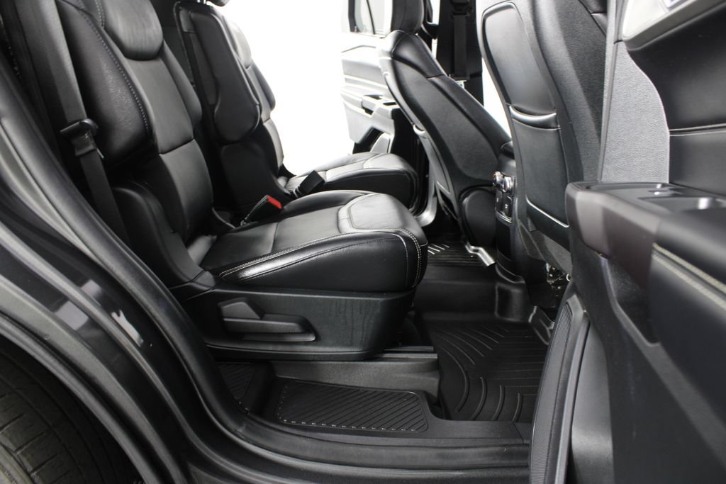 Used 2020 Ford Explorer ST w/ ST Street Pack AWD/4WD image 24