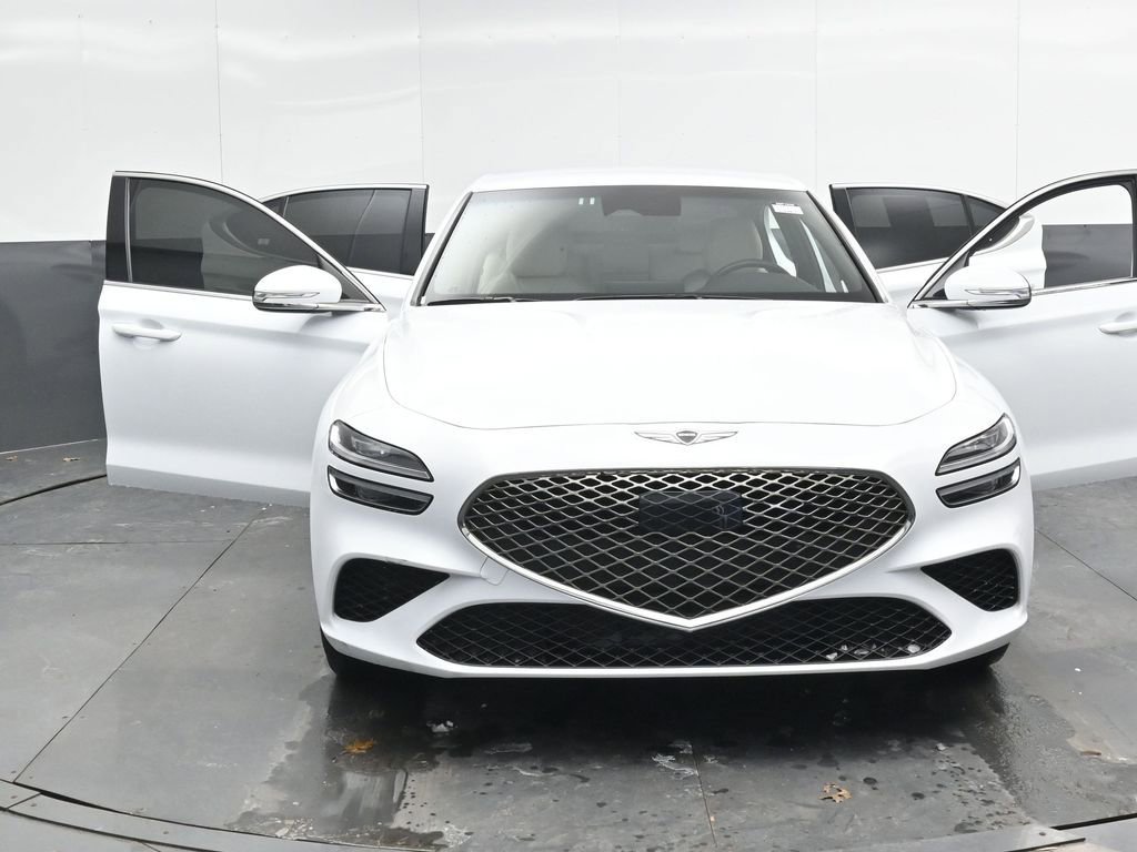 Used 2025 Genesis G70 2.5T AWD/4WD image 50