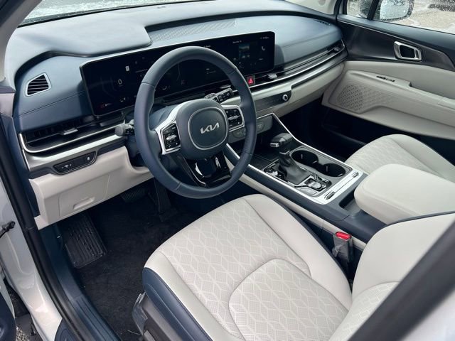 New 2026 Kia Carnival SX w/ SX Dark Edition Package image 13