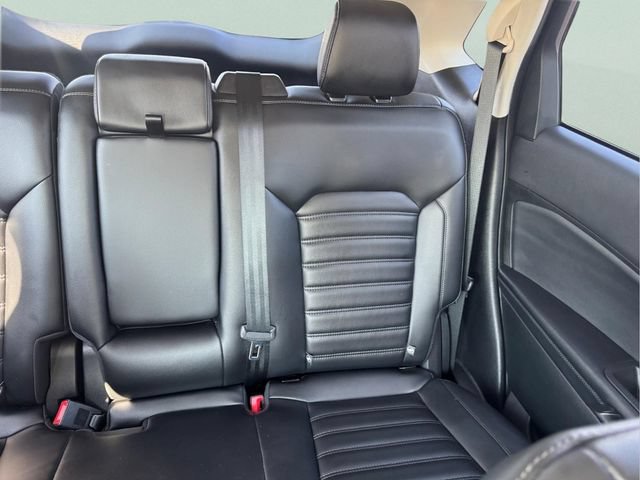 Used 2022 Ford Edge SEL AWD/4WD image 18
