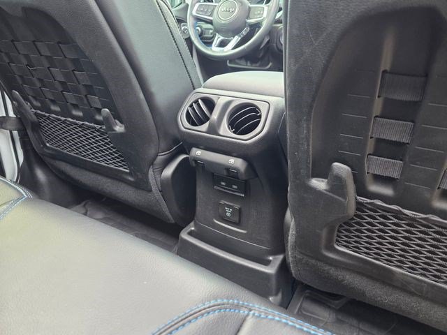 Used 2023 Jeep Wrangler Unlimited Rubicon 4xe w/ Cold Weather Group AWD/4WD image 21