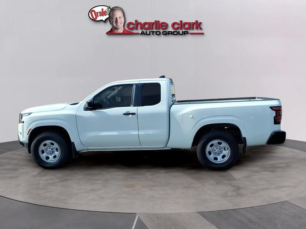 Used 2022 Nissan Frontier S w/ Technology Package AWD/4WD image 2