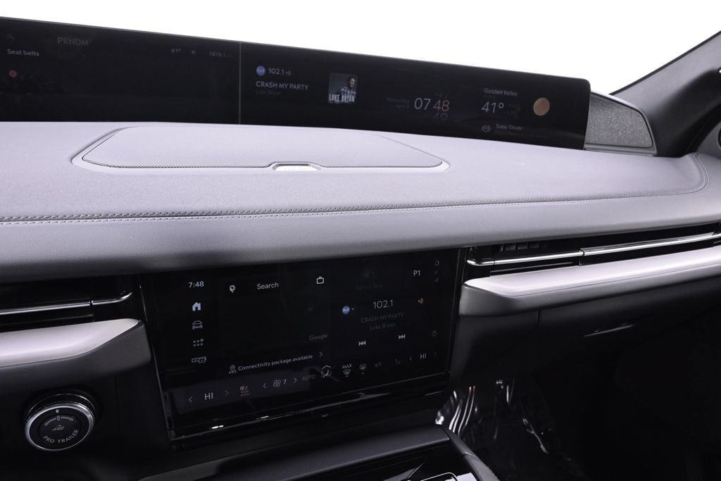 New 2026 Lincoln Navigator Reserve w/ Jet Appearance Package AWD/4WD image 27