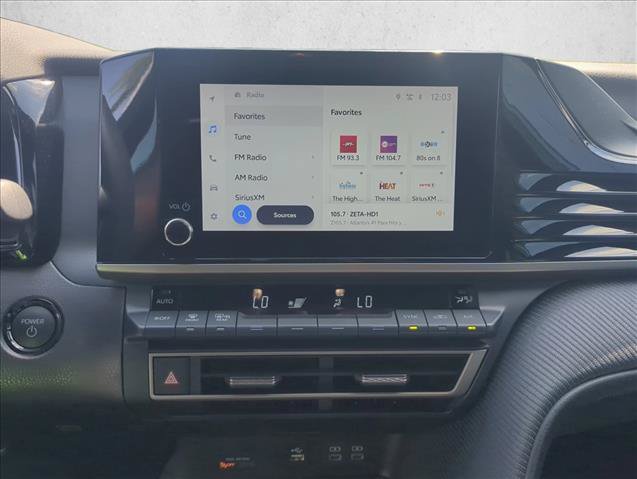 Certified 2025 Toyota Camry SE FWD image 18