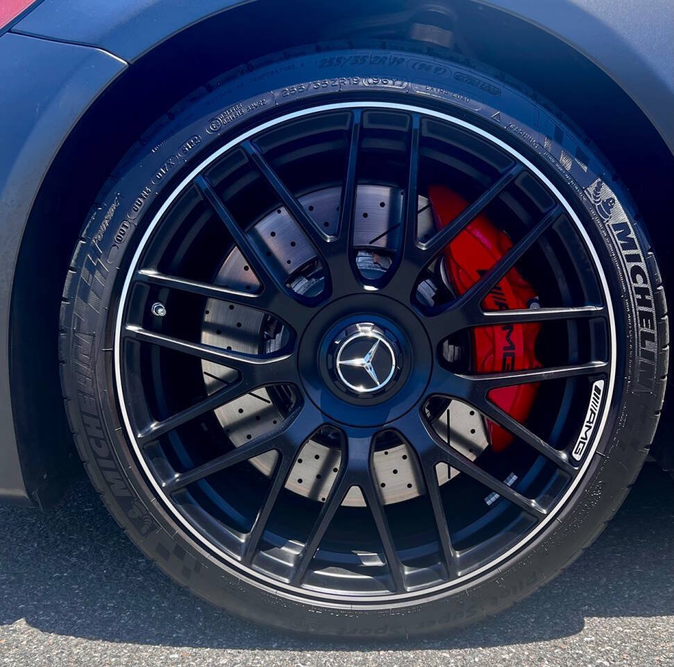 Used 2023 Mercedes-Benz C 63 AMG S image 13