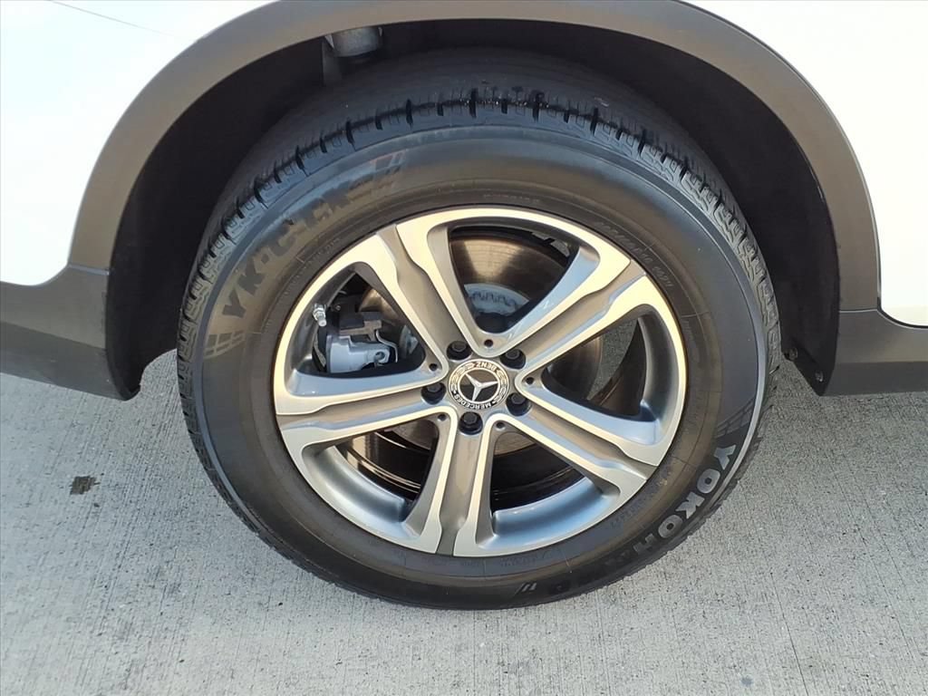 Used 2021 Mercedes-Benz GLC 300 image 13