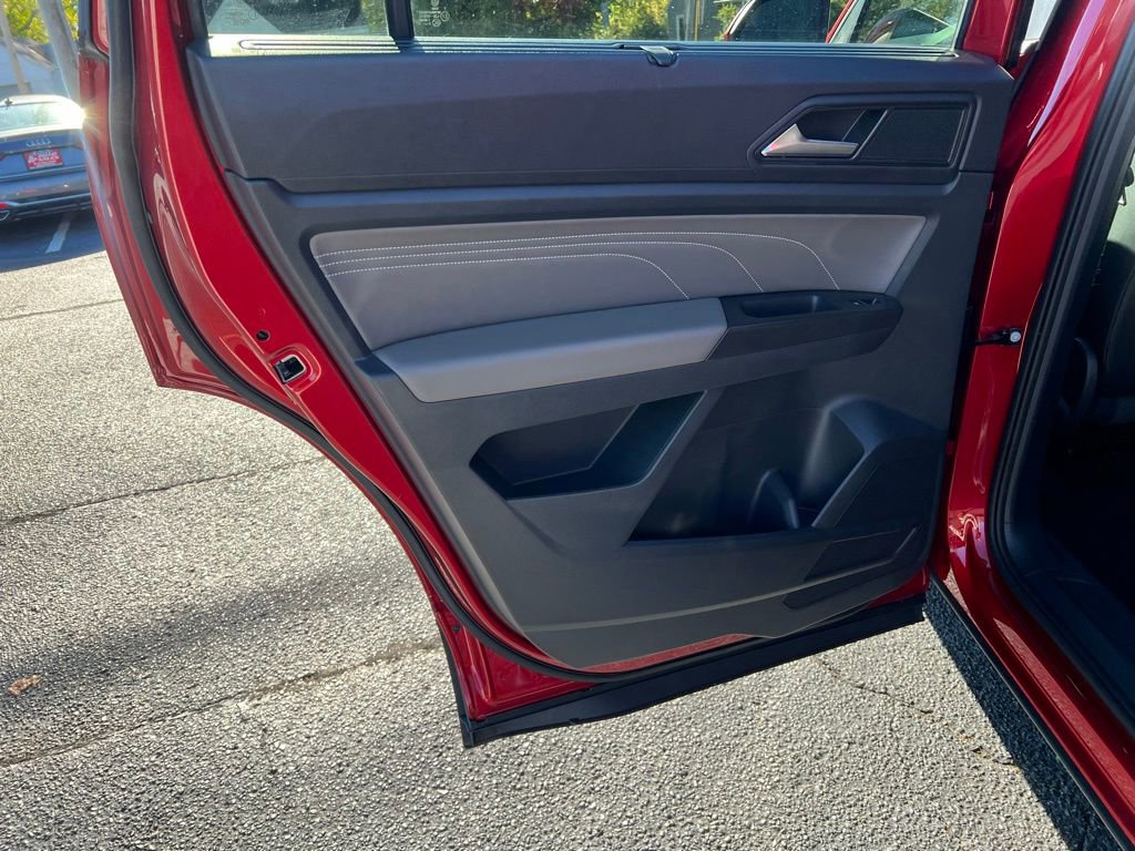 Used 2023 Volkswagen Atlas SE AWD/4WD image 22