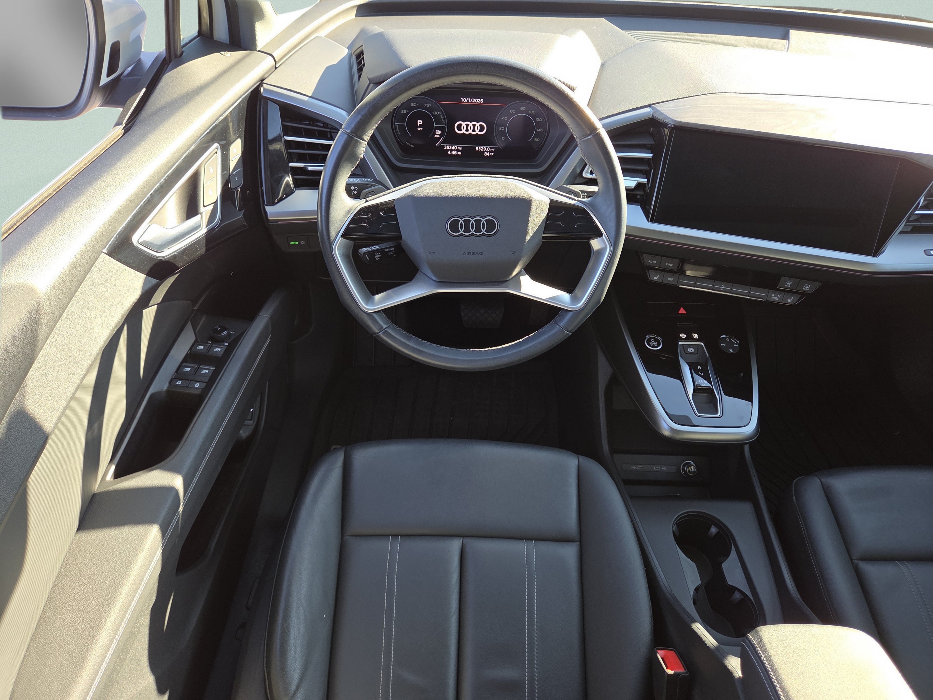 Used 2023 Audi Q4 e-tron Premium Plus w/ Premium Plus AWD/4WD image 4
