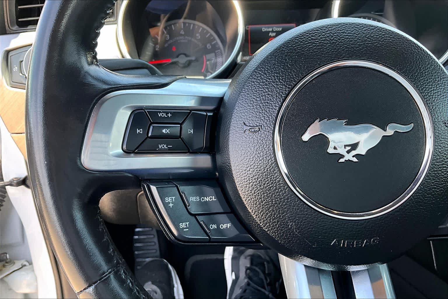 Used 2022 Ford Mustang Premium RWD image 22
