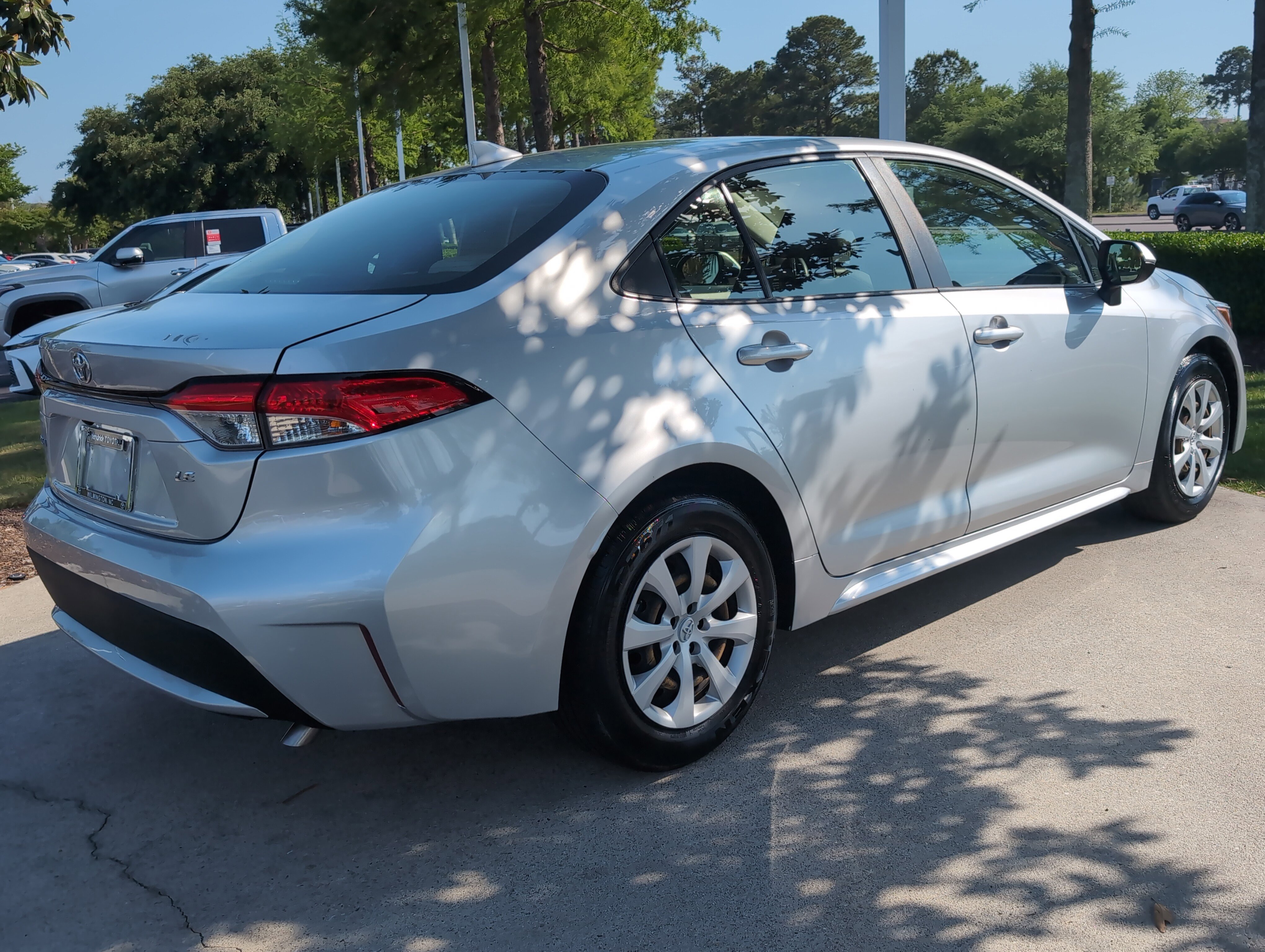 Certified 2021 Toyota Corolla LE FWD image 10