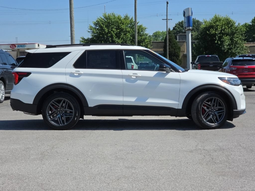 New 2026 Ford Explorer ST w/ Sun And Sound Package AWD/4WD image 8