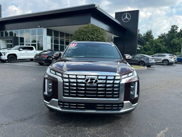 Used 2023 Hyundai Palisade Calligraphy FWD image 3