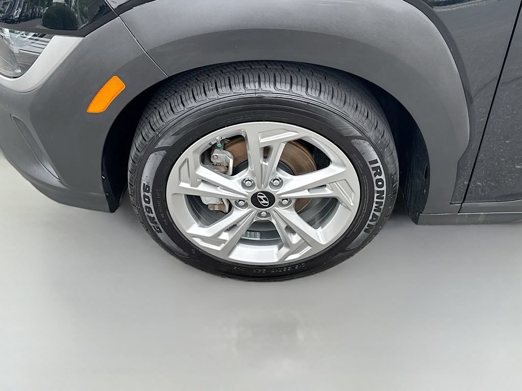 Used 2023 Hyundai Kona SEL FWD image 29