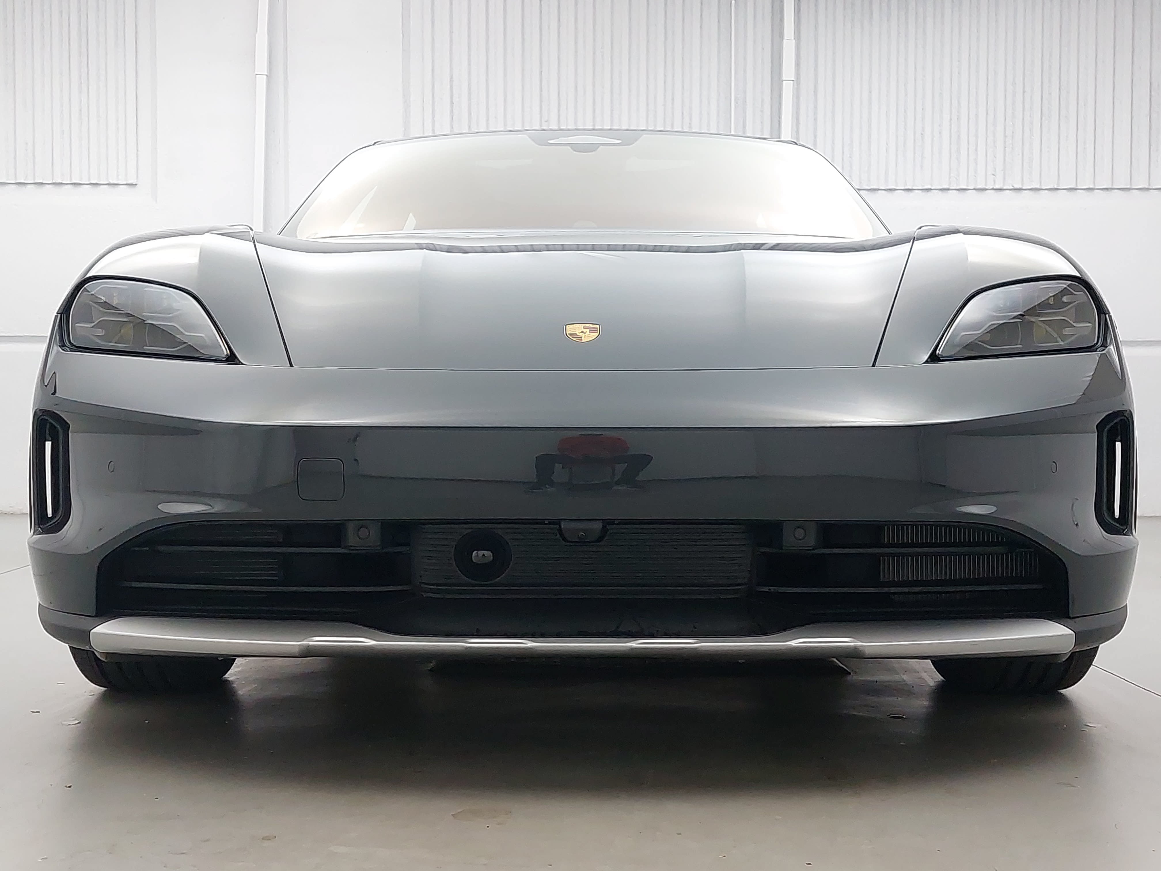 New 2026 Porsche Taycan 4S AWD/4WD image 10