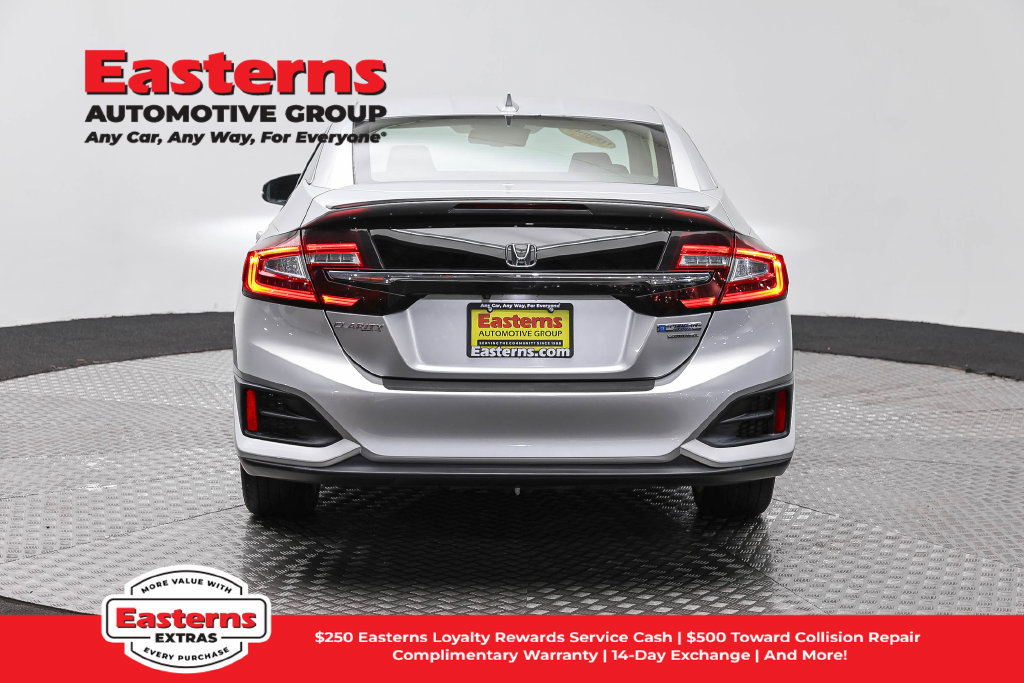 Used 2018 Honda Clarity Touring image 7