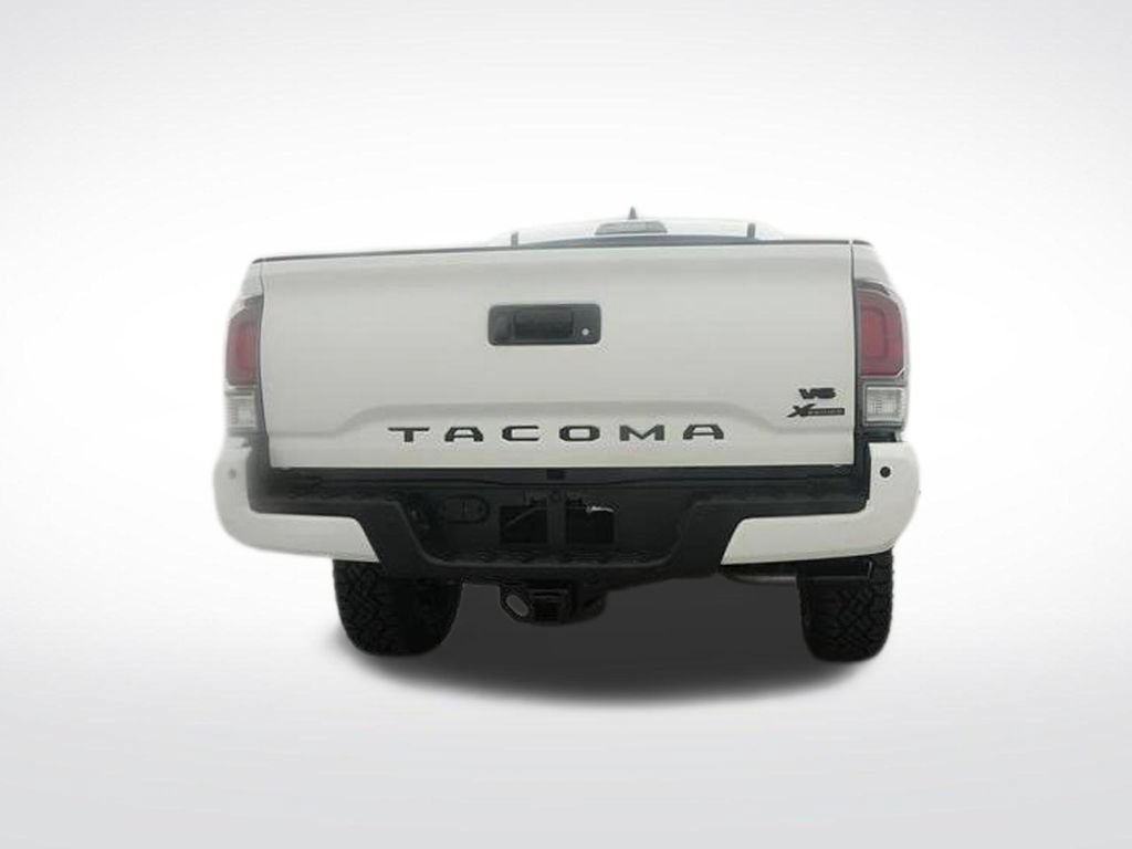 Used 2022 Toyota Tacoma TRD Sport w/ Technology Package AWD/4WD image 27