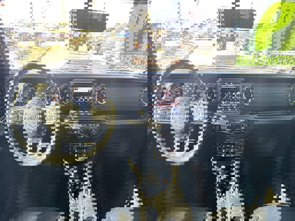 Used 2019 Jeep Wrangler Moab w/ Quick Order Package 24M Moab image 16