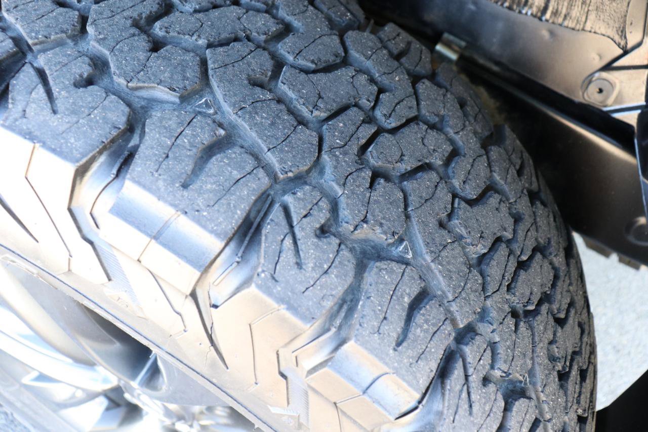 Used 2020 Lexus GX 460 Premium w/ Premium Package image 80