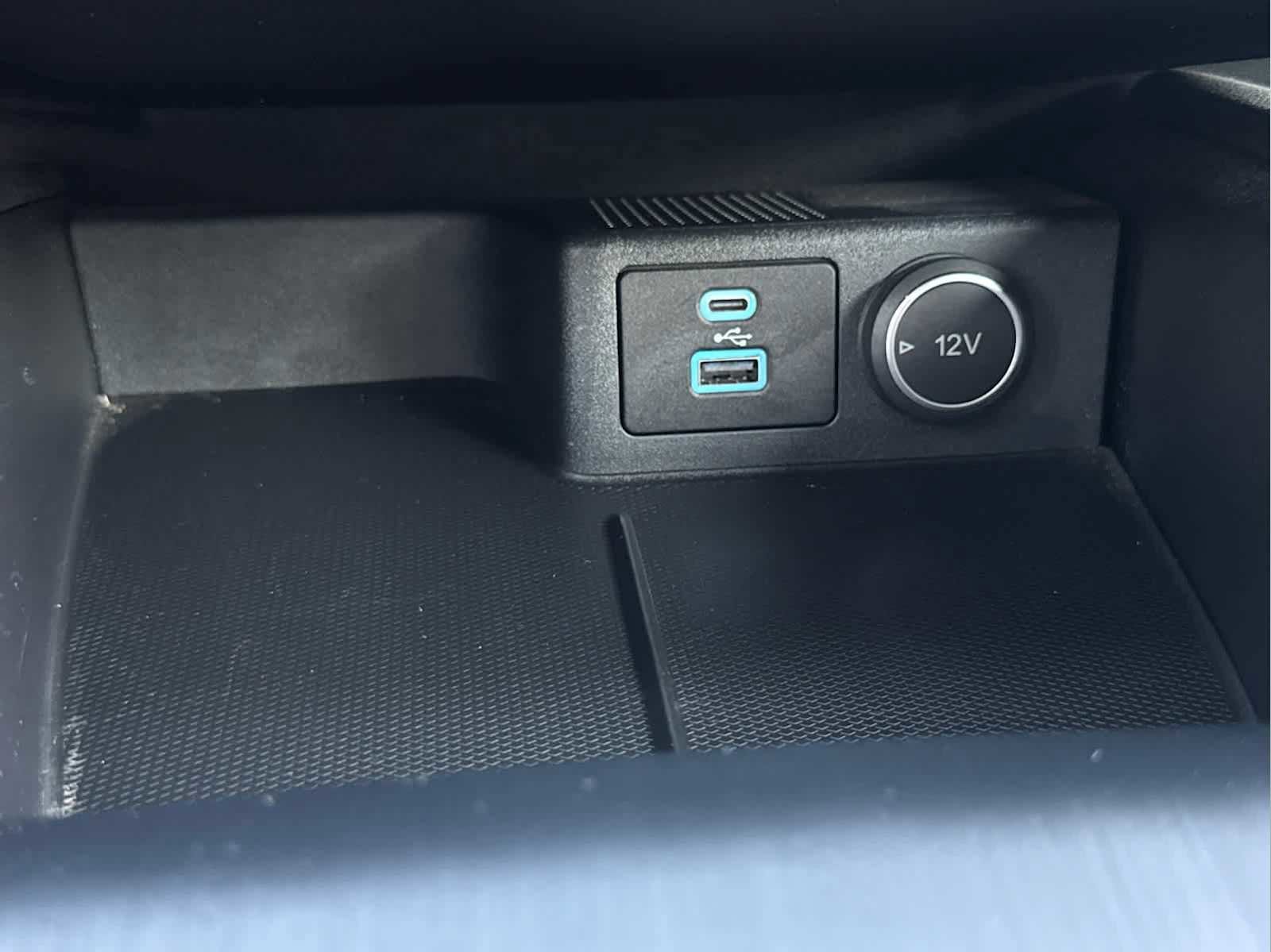 Used 2021 Ford Escape Titanium image 26